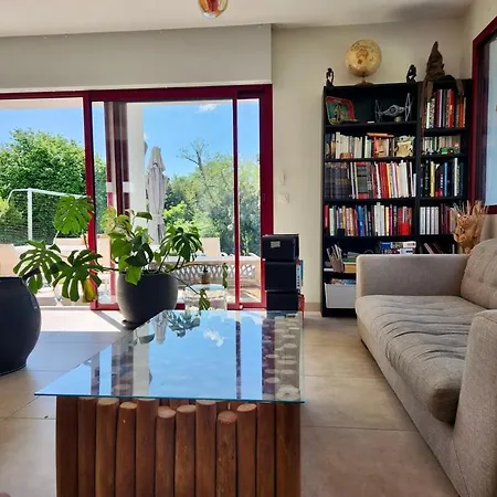 Nyaraló Grande Maison Avec Jardin *