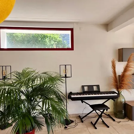 Grande Maison Avec Jardin *